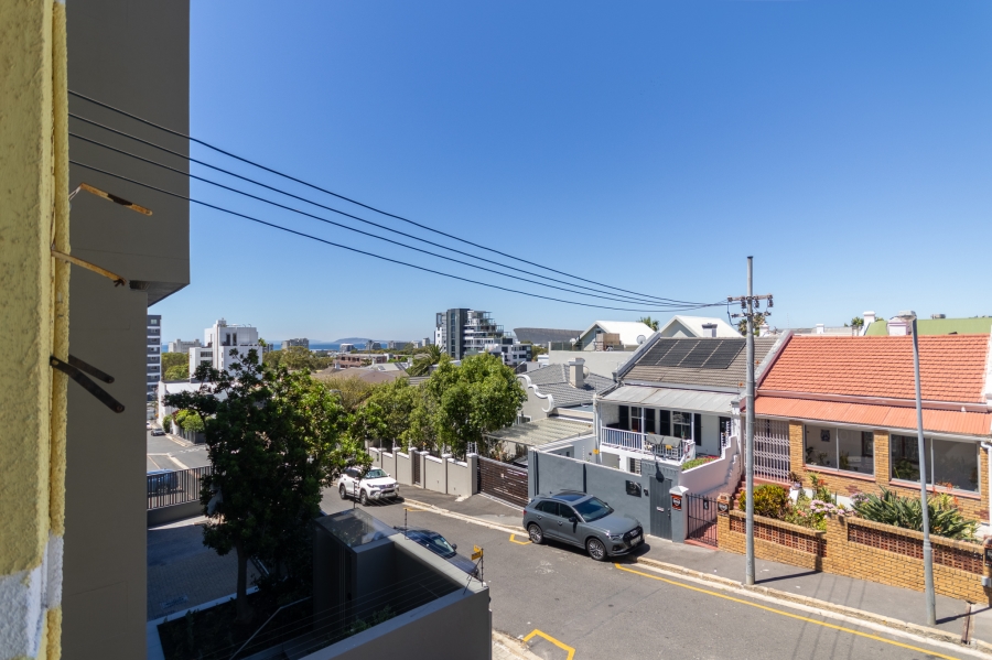 2 Bedroom Property for Sale in Green Point Western Cape